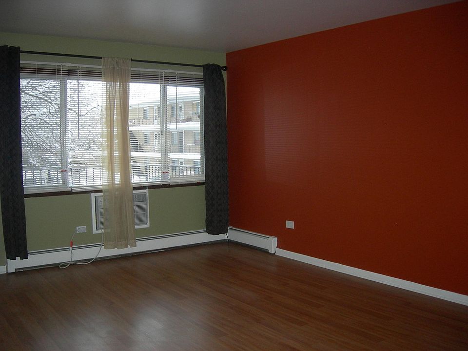 1st image of 2135 Lorraine Ave #7