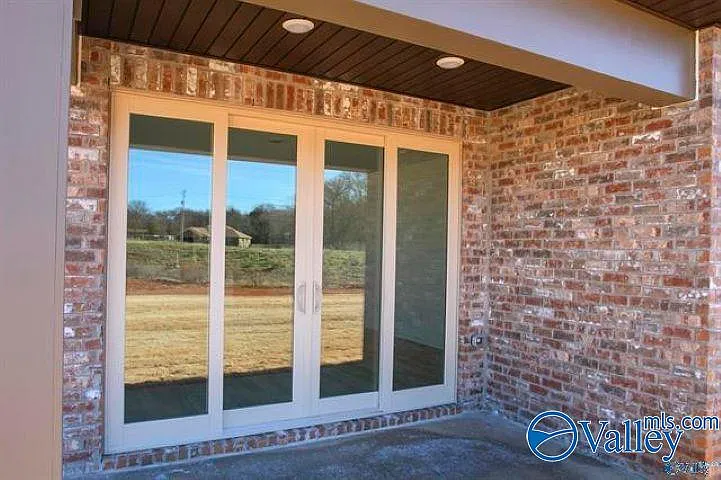 103 Cavern Ct — Photo 17