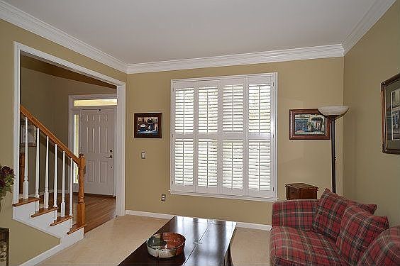 3rd image of 5020 Winding Hills Ln