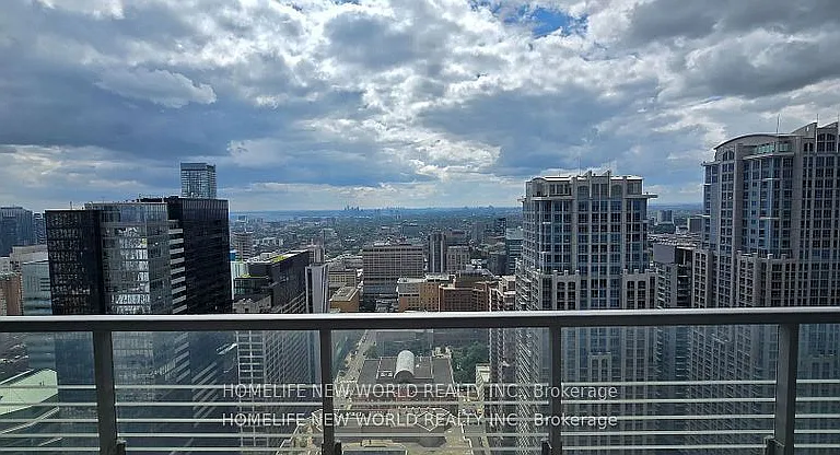 386 Yonge St #4314 — Photo 12
