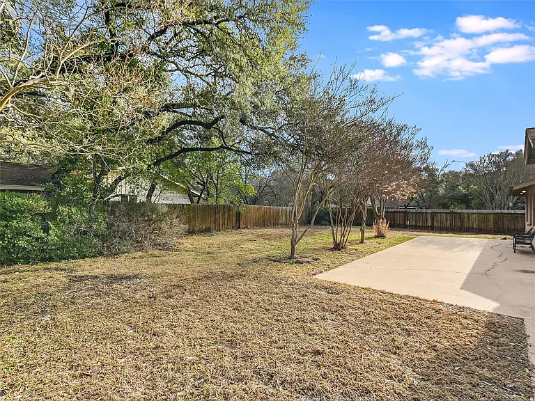 6605 Mesa Dr — Photo 28
