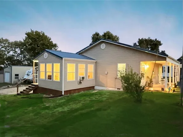 22137 County Road 244, Wheatland, MO 65779