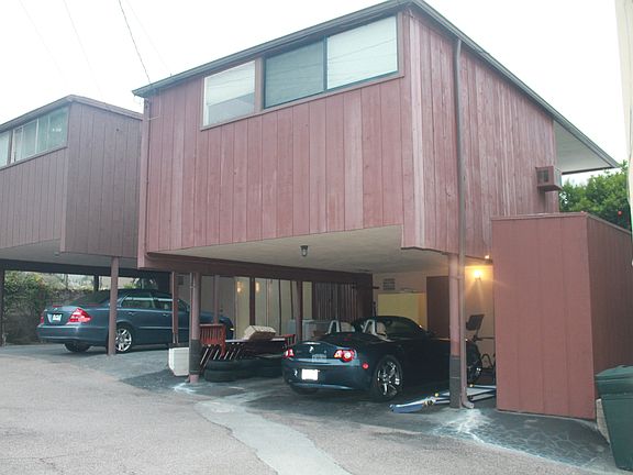 4th image of 1278 Agate St