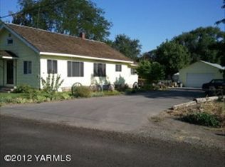 60 Germantown Rd, Toppenish, WA 98948