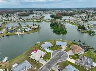 1805 Burlington Cir, Sun City Center, FL 33573