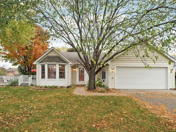 8544 Sycamore Ln N, Maple Grove, MN 55369
