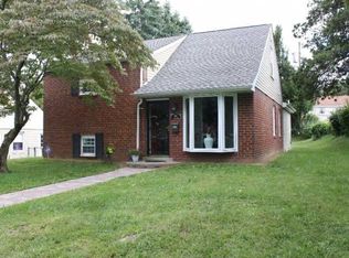 906 Scotia Rd, Philadelphia, PA 19128