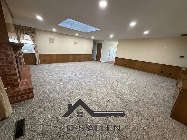 212 Meadowdale Dr — Photo 6