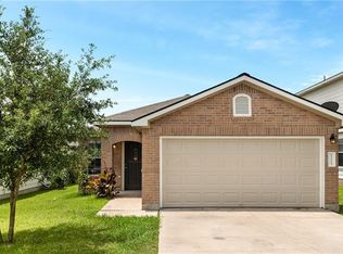 12225 Sky Harbor Dr, Del Valle, TX 78617