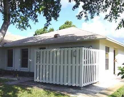 1st image of 207 SE 1st Cir