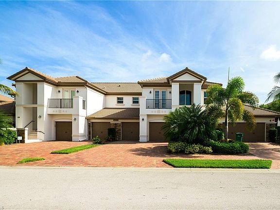 2nd image of 8073 Players Cove Dr Unit 202