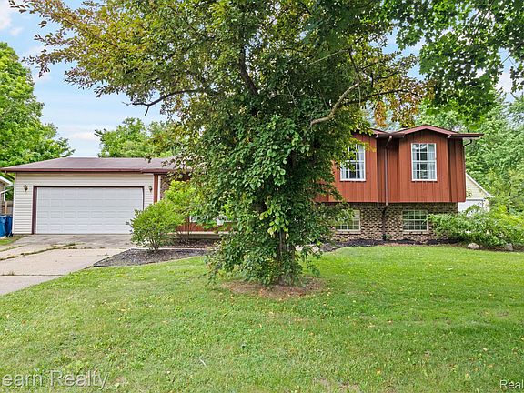 3rd image of 7156 Sharp Rd