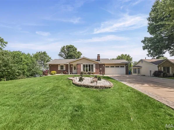 2008 Dubloon Ct, Edwardsville, IL 62025