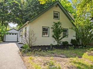 315 Estall Rd, Rochester, NY 14616