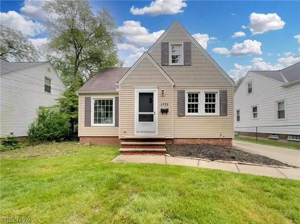 1772 Brainard Rd, Lyndhurst, OH 44124