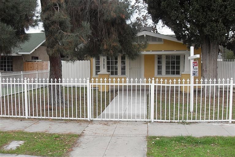 1st image of 2727 N Wishon Ave