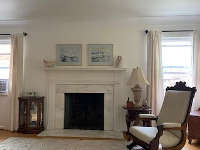 1st image of 3037 Middlesex Dr