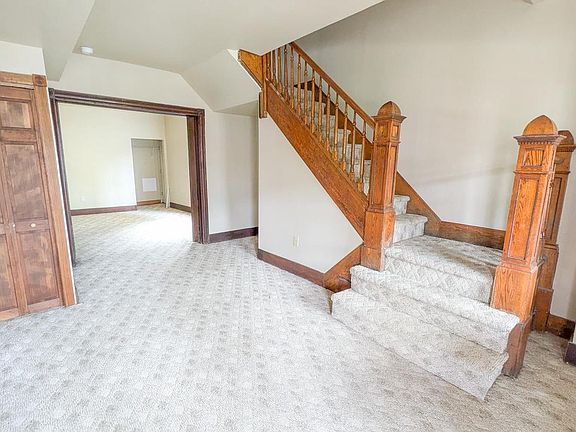 4th image of 28 Virginia Ave