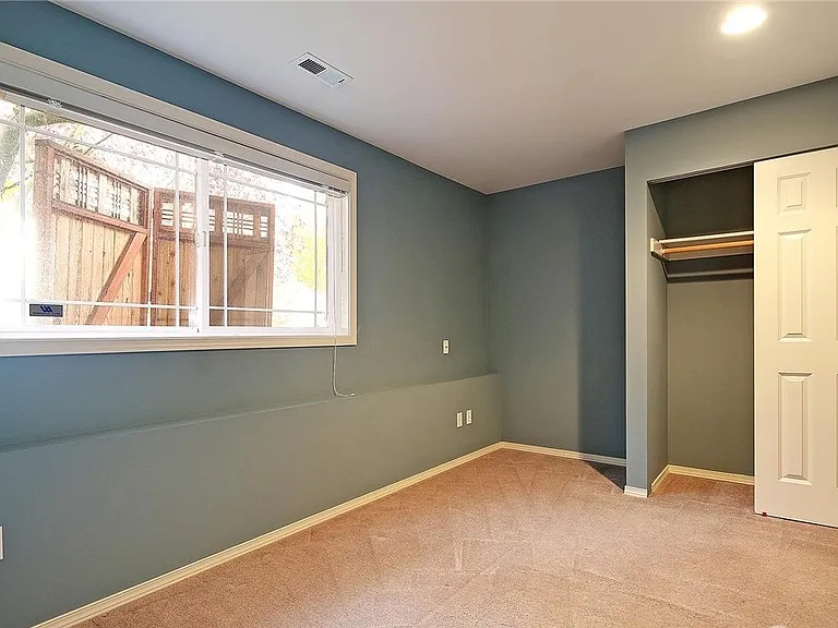 727 N 43rd St — Photo 22