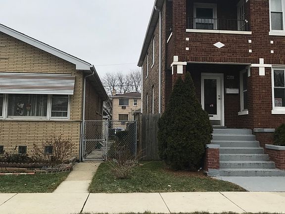 3rd image of 4611 S Homan Ave