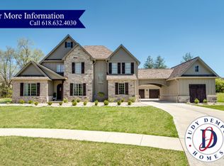 111 Fortress Dr, O'Fallon, IL 62269