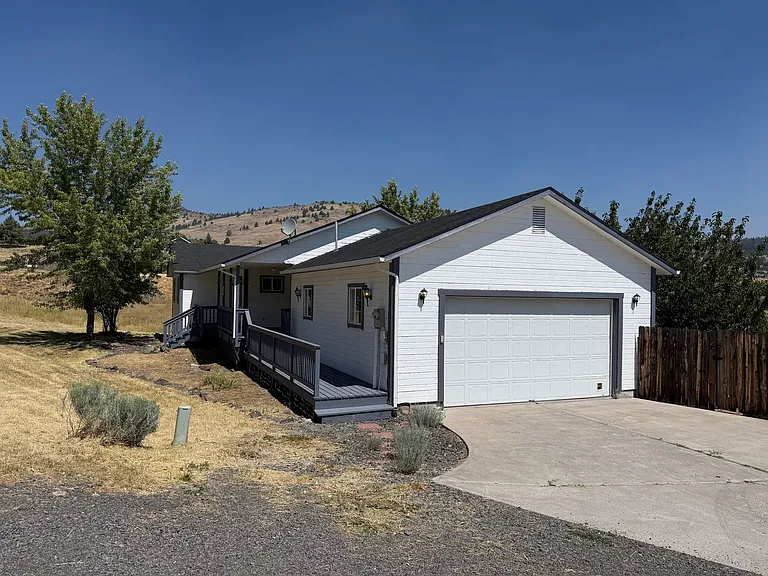 1839 Melanie Ct — Photo 4