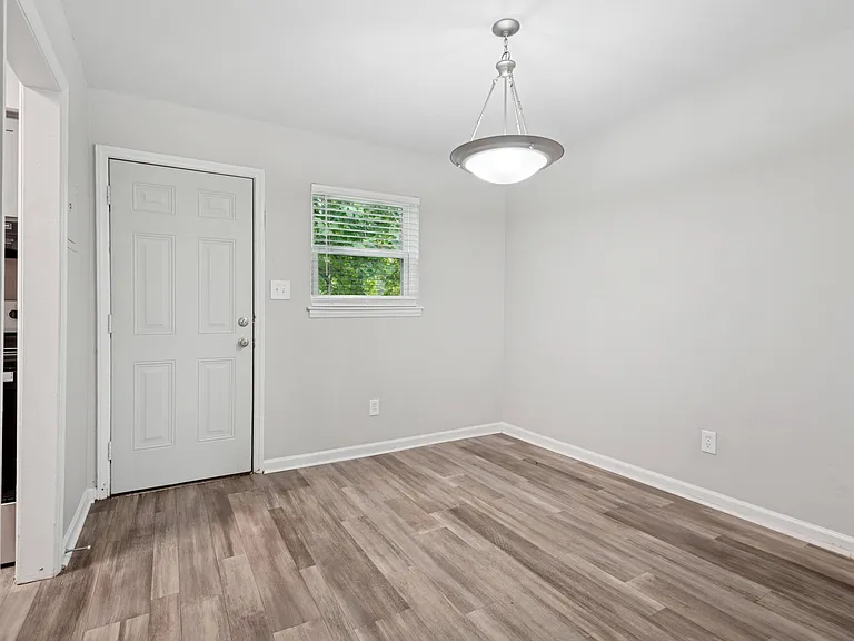 The Highlands Apartments — Photo 15
