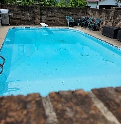 3rd image of 2035 Doe Creek Rd