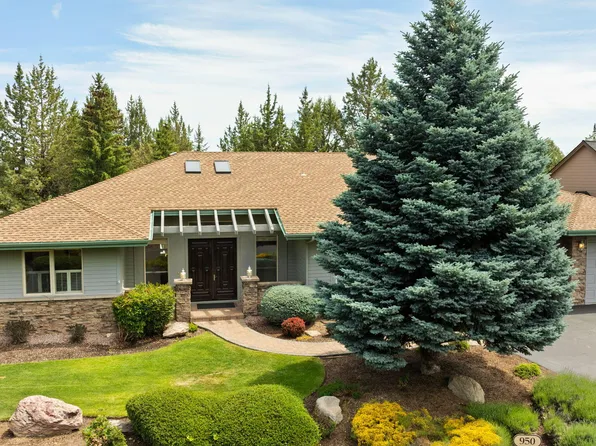 950 Willet Ln, Redmond, OR 97756
