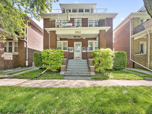 852 Beaconsfield Ave #2S