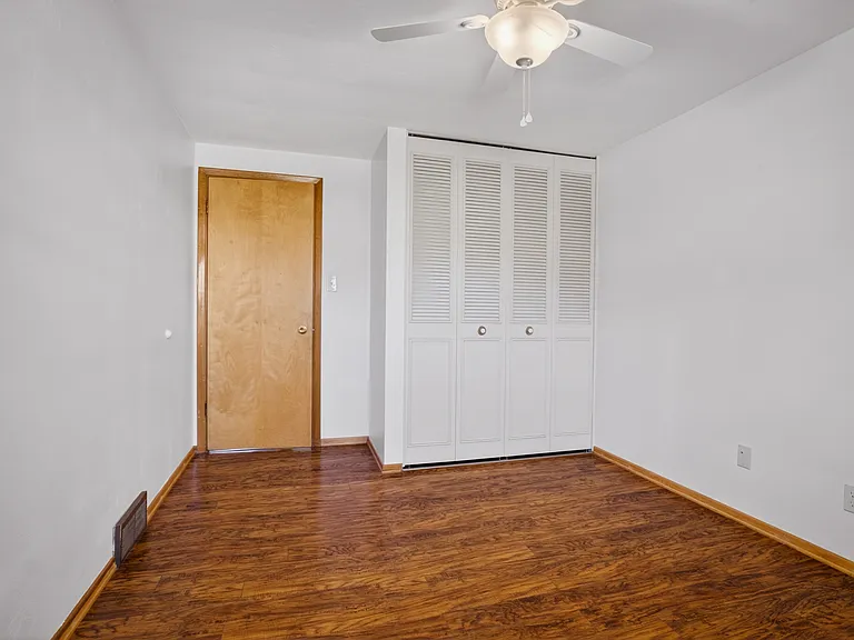 4304 Paradise Dr — Photo 13