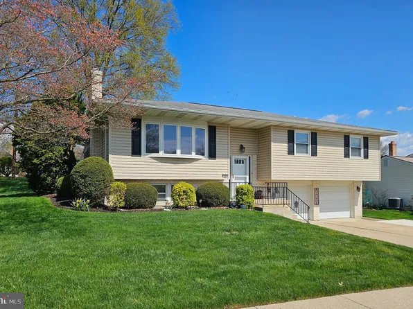 307 Glendale Dr, Shiremanstown, PA 17011