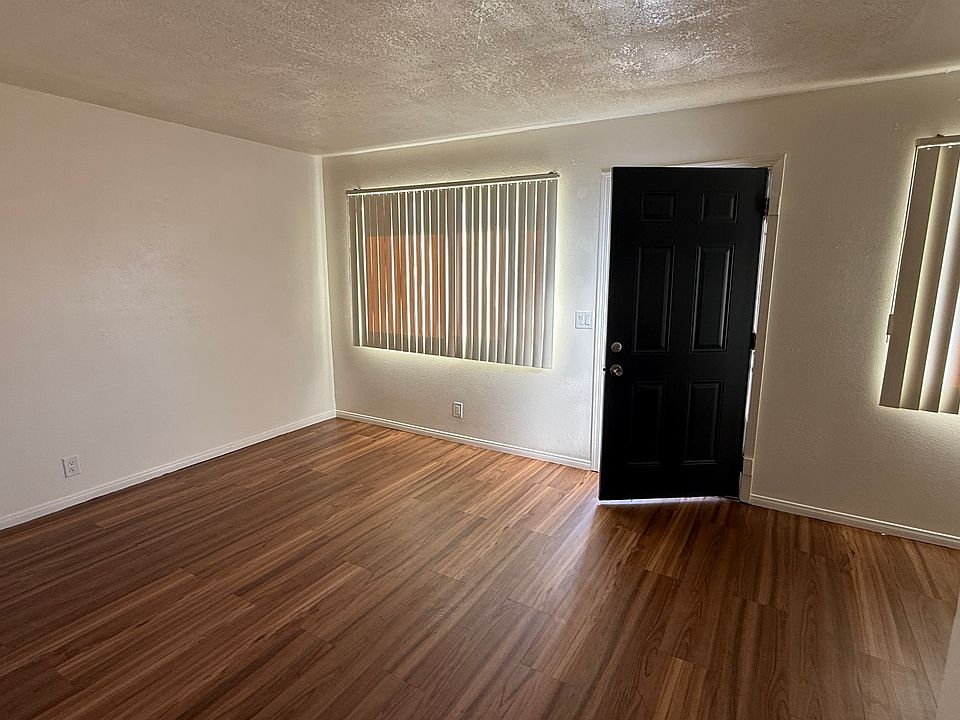 1st image of 300 S 7th Ave APT 7