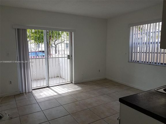5th image of 2400 NW 22nd Ct APT 6