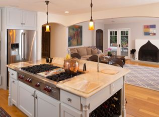 5734 Country Club Dr, Oakland, CA