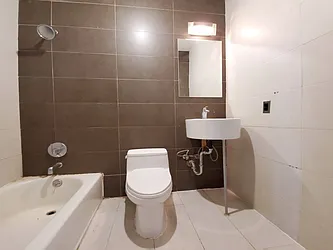 Rented by Cheskel Meisels, LREB