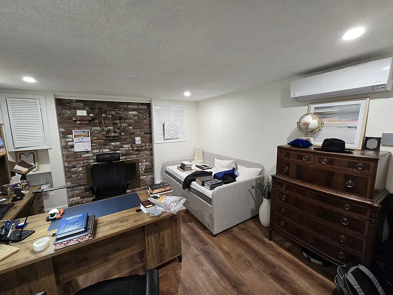 55 Eldred St — Photo 26