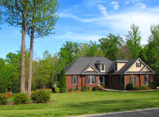 5638 Lake Wylie Rd, Lake Wylie, SC 29710