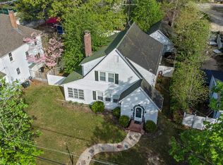 207 9th St, Salem, NJ 08079