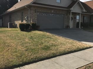 526 Kensington Dr, Morristown, TN 37814