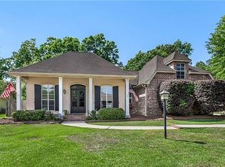 533 Serenity Ln, Madisonville, LA 70447
