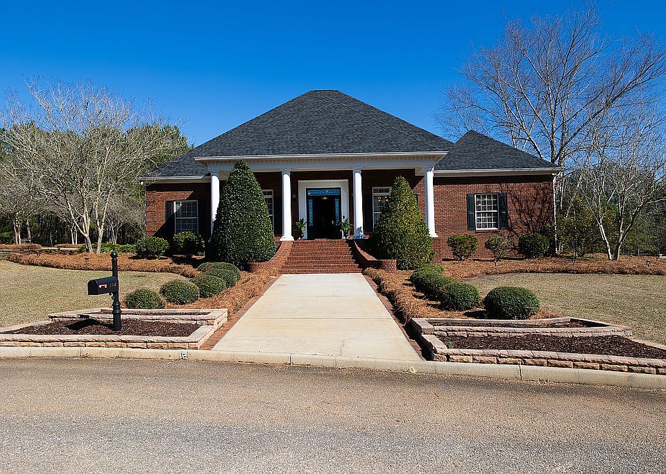 1st image of 102 Asbury Hill Dr
