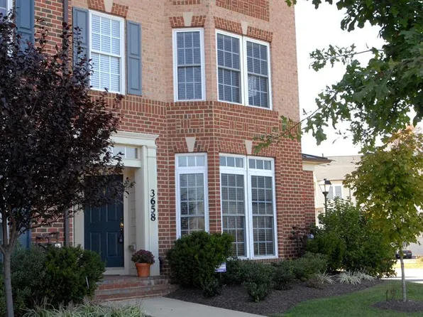 3658 Carriage Hill Dr, Frederick, MD 21704