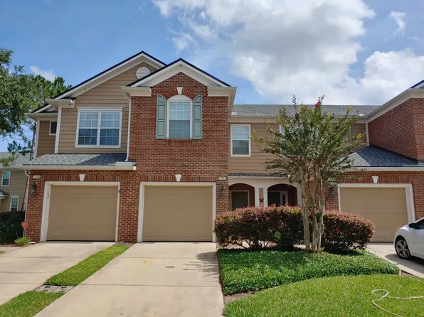 13366 Stone Pond Dr, Jacksonville, FL 32224