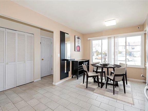 5th image of 890 Patterson Ave #1
