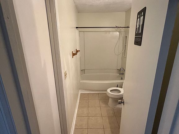 4th image of 6266 Creekford Dr