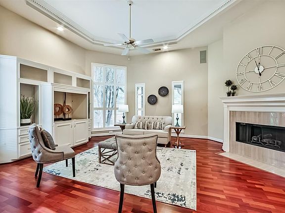 5th image of 16 Kelliwood Courts Cir