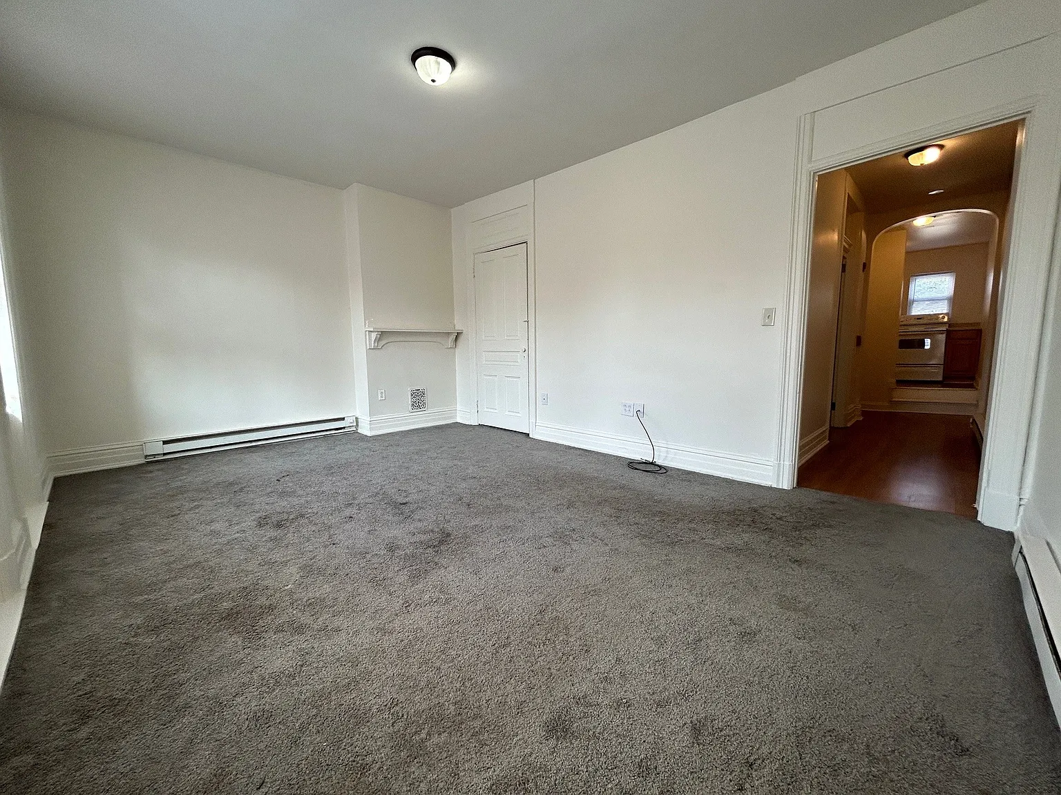 1 bed, 500 sqft, $950 — Photo 2