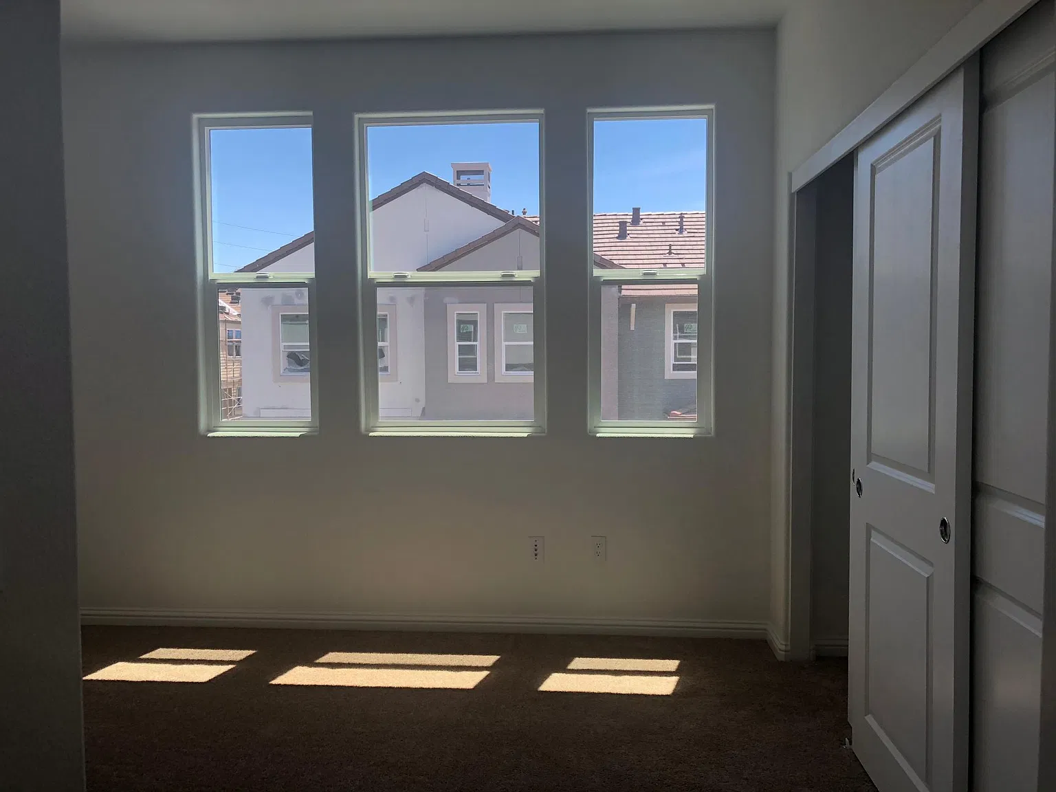 866 Garden St — Photo 4