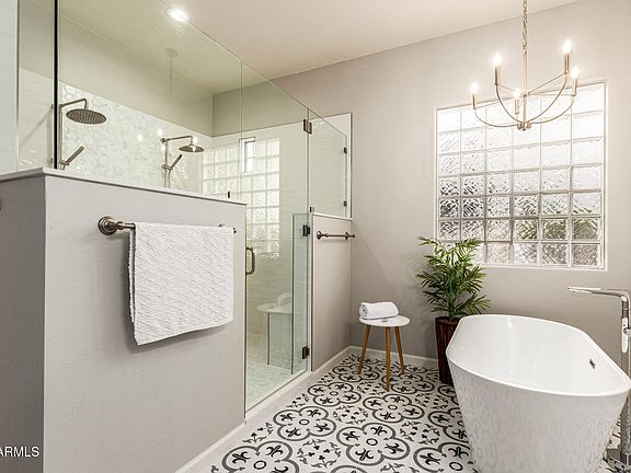 4th image of 20906 W CORA Vista